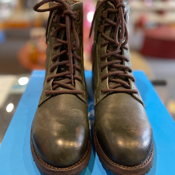 JOHN FLUEVOG LIVING "BLAKE" RARE GREEN!! M7/W9 (FITS MENS 7.5 or WOMENS 9.5) - Picture 2 of 4